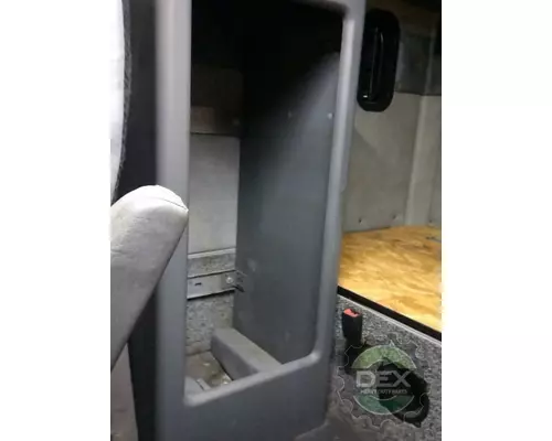 MACK CXU Cab