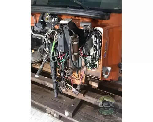 MACK CXU Cab
