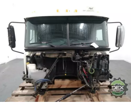 MACK CXU Cab