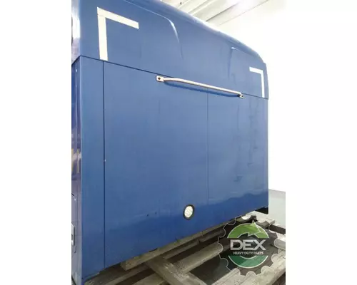 MACK CXU Cab