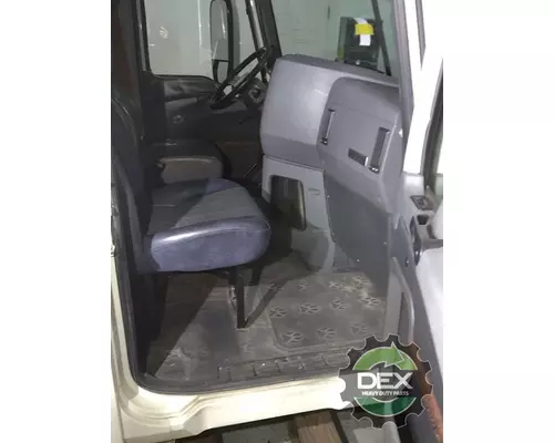 MACK CXU Cab