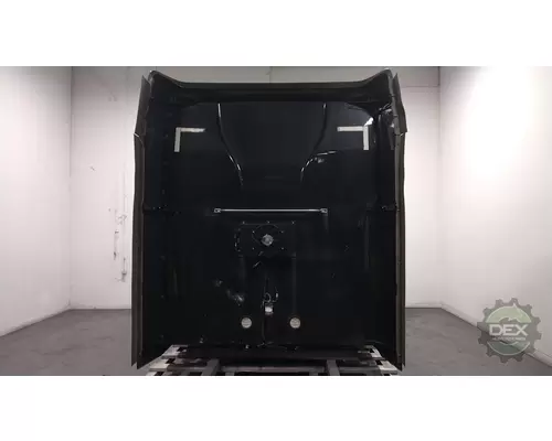 MACK CXU Cab
