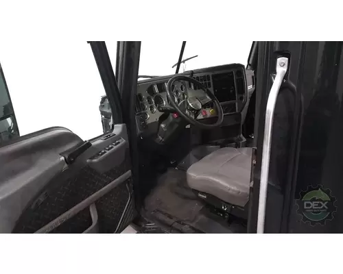 MACK CXU Cab