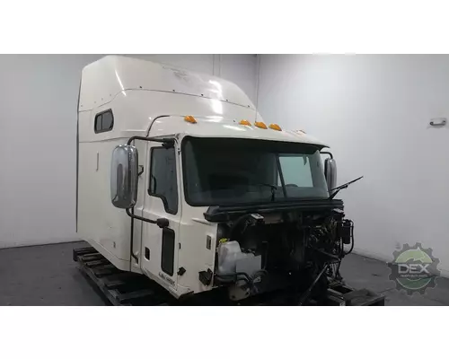 MACK CXU Cab