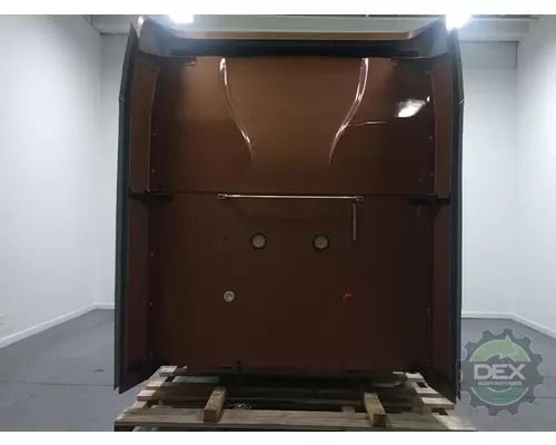 MACK CXU Cab
