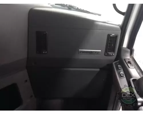 MACK CXU Cab