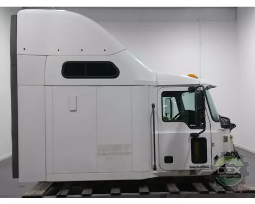MACK CXU Cab