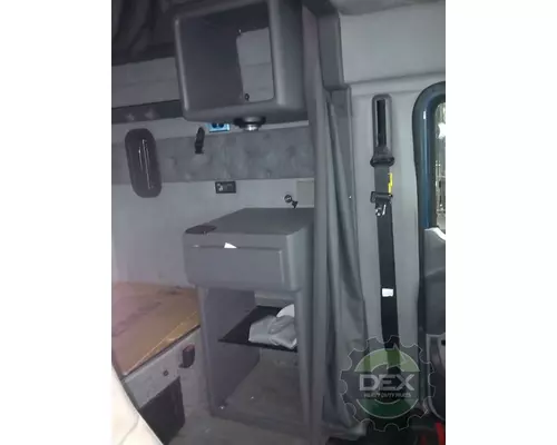 MACK CXU Cab