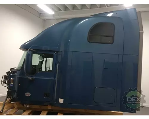 MACK CXU Cab