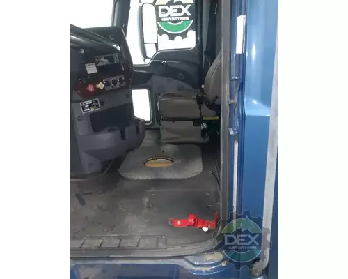 MACK CXU Cab