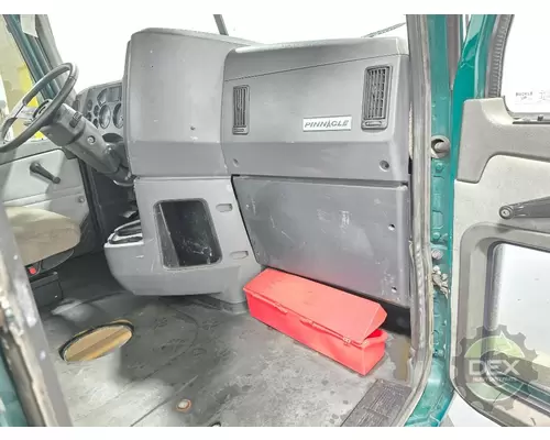 MACK CXU Cab