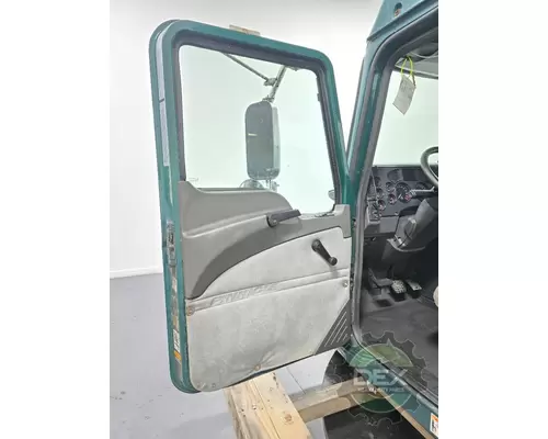 MACK CXU Cab