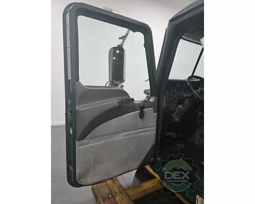 MACK CXU Cab