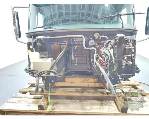 MACK CXU Cab