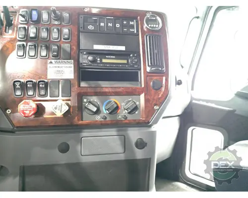 MACK CXU Cab