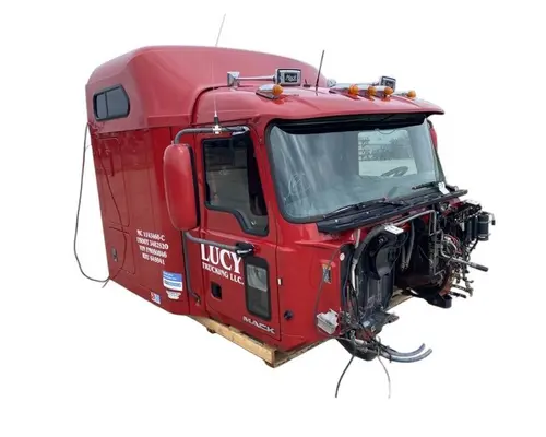 MACK CXU Cab