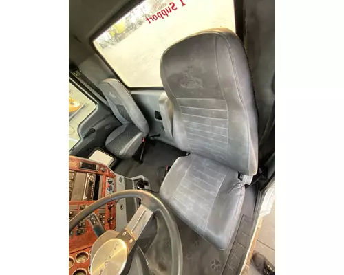 MACK CXU Cab
