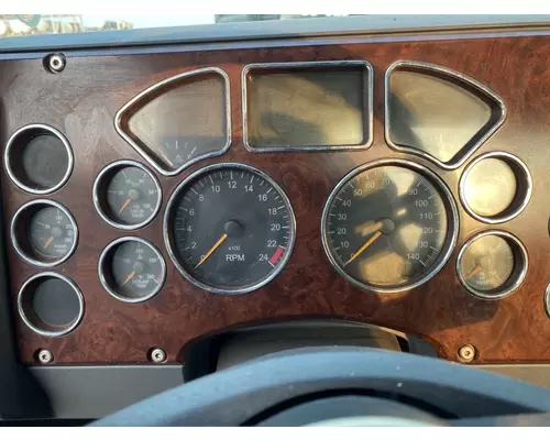 MACK CXU Cab