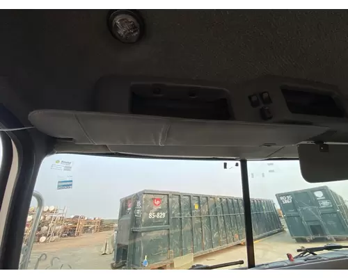 MACK CXU Cab