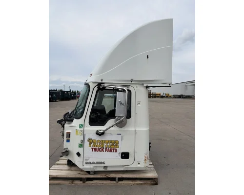 MACK CXU Cab