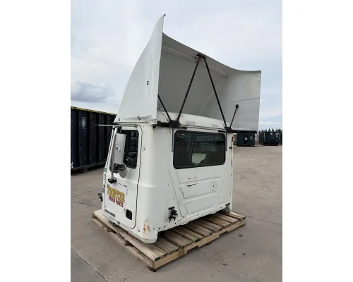 MACK CXU Cab