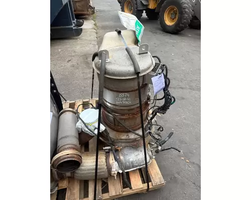 MACK CXU DPF (Diesel Particulate Filter)