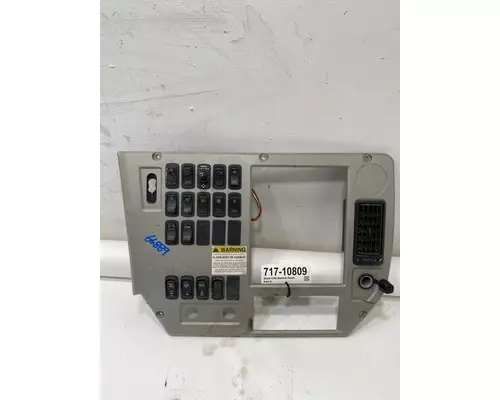 MACK CXU Dash  Console Switch
