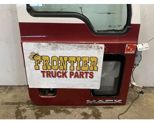 MACK CXU Door Assembly, Front
