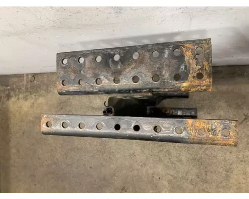 MACK CXU Frame