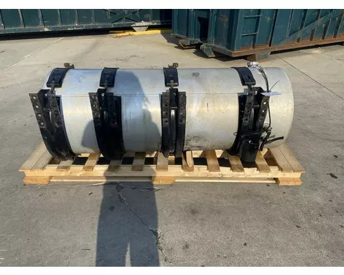 MACK CXU Fuel Tank
