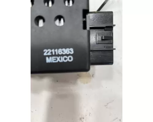 MACK CXU Headlight Switch