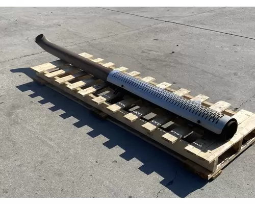MACK CXU Muffler