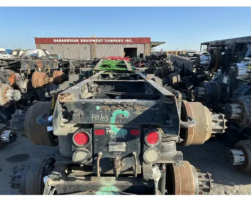 MACK Corporate Air Cutoff Tandem Axle