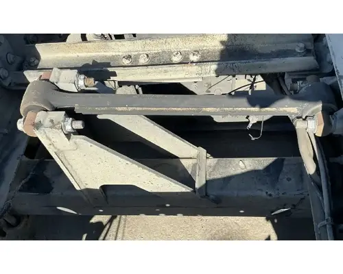 MACK Corporate Air Cutoff Tandem Axle