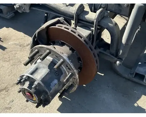 MACK Corporate Air Cutoff Tandem Axle