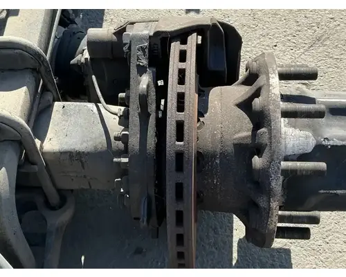 MACK Corporate Air Cutoff Tandem Axle