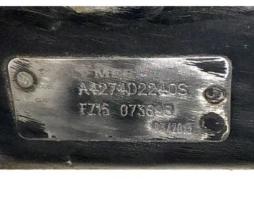 MACK Corporate Air Cutoff Tandem Axle