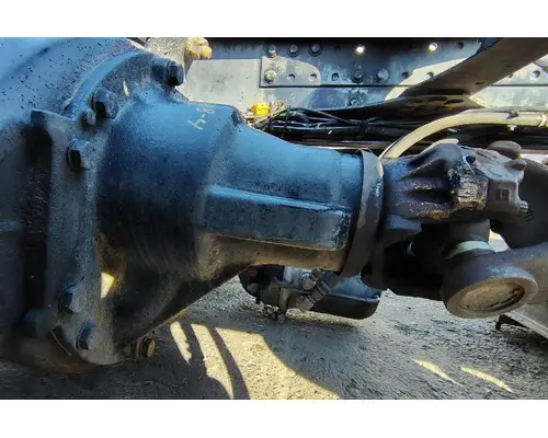 MACK Corporate Air Tandem Cutoffs