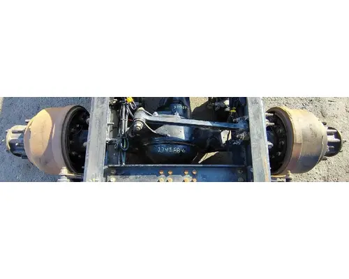 MACK Corporate Air Tandem Cutoffs