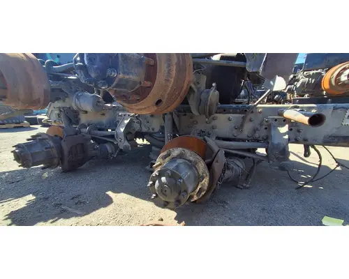 MACK Corporate Air Tandem Cutoffs