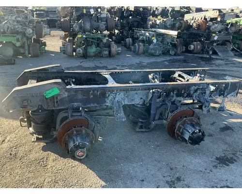 MACK Corporate Air Tandem Cutoffs