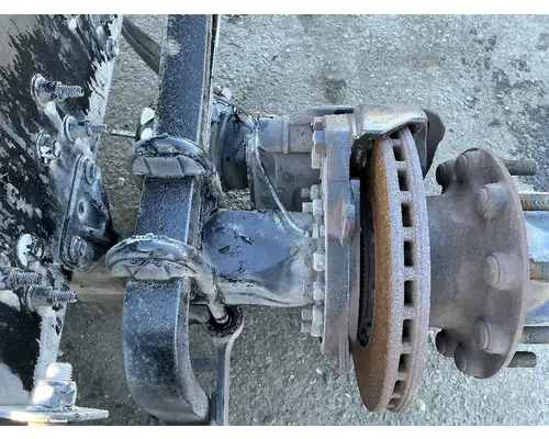 MACK Corporate Air Tandem Cutoffs