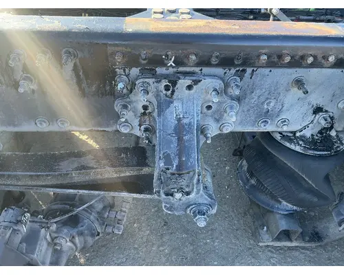 MACK Corporate Air Tandem Cutoffs