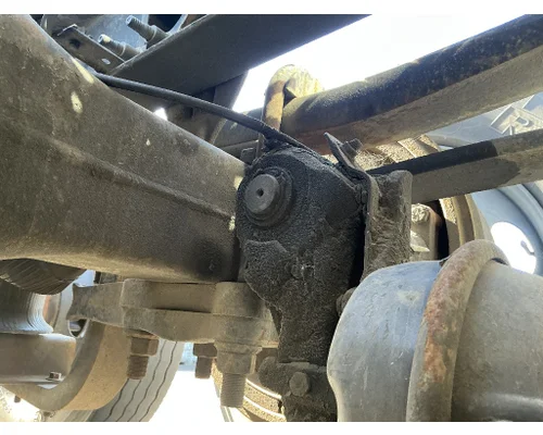 MACK Corporate Air Tandem Cutoffs
