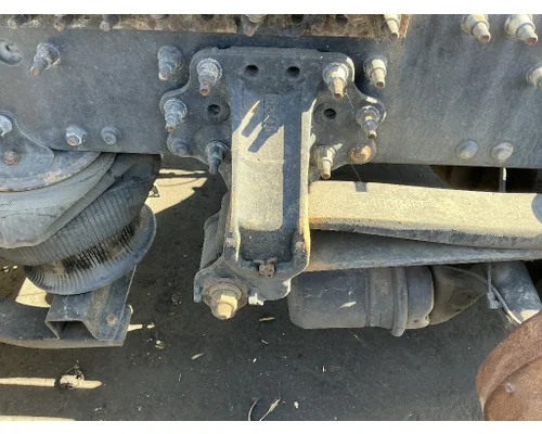 MACK Corporate Air Tandem Cutoffs