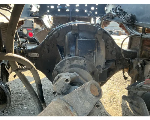MACK Corporate Spring Cutoff Single Axle