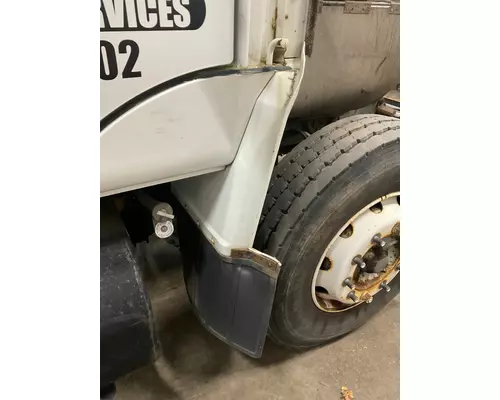 MACK Cs300P Fender Extension