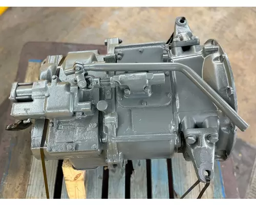 MACK D1070 Transmission Assembly