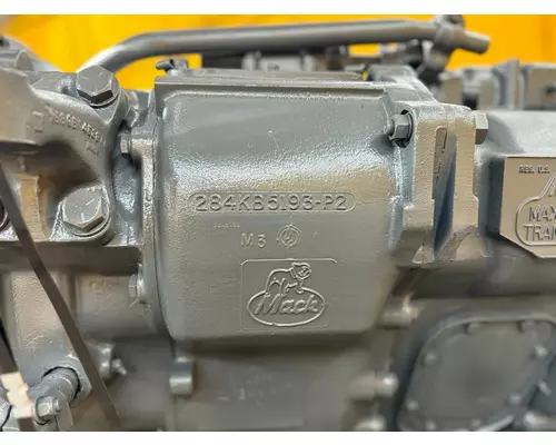 MACK D1070 Transmission Assembly