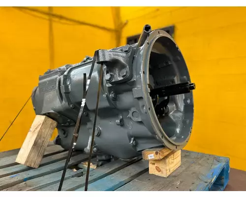 MACK D1070 Transmission Assembly